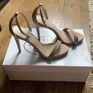 STEVE MADDEN HEELS